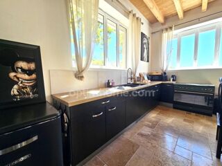  Maison à vendre 10 pièces 230 m²
