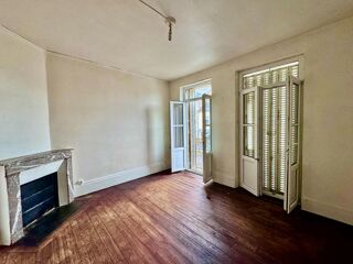  Immeuble � vendre 7 pi�ces 134 m�