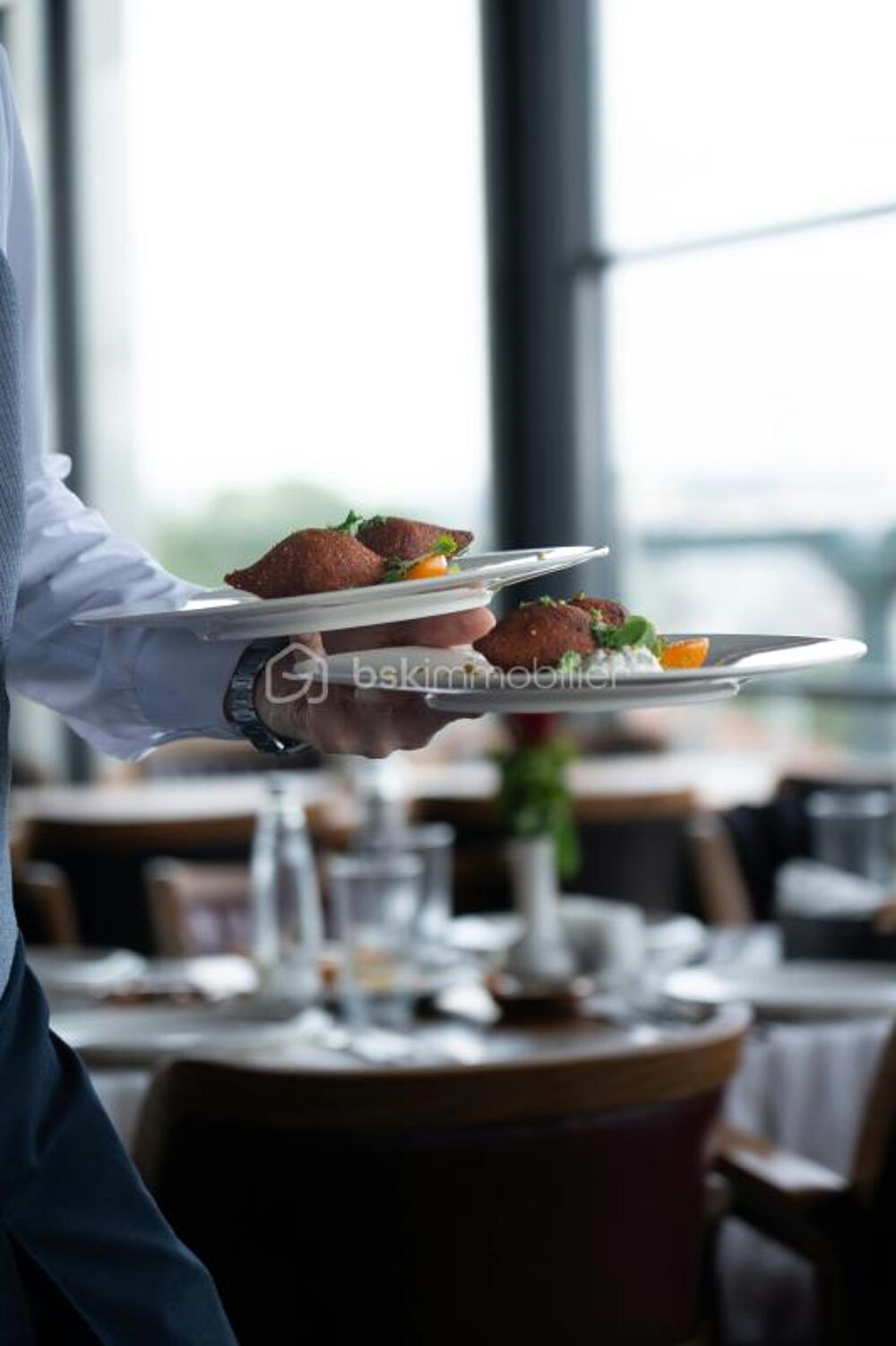   TRES BELLE AFFAIRE DE RESTAURATION OU DE REASTAURATION RAPIDE 