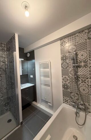  Appartement à louer 3 pièces 64 m²