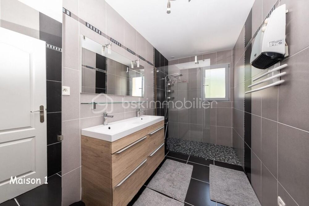  vendre  Proprit/chteau Lourdes (65100)