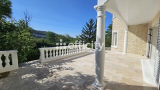  Villa à vendre 6 pièces 245 m²