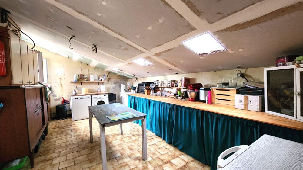 Vente Maison Maison 145m² - 3 000 m² de terrain - dépendances Poyanne