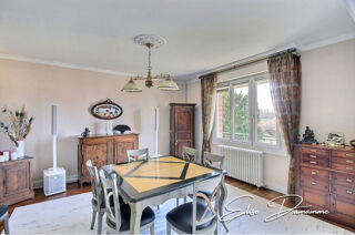  Maison à vendre 8 pièces 241 m²