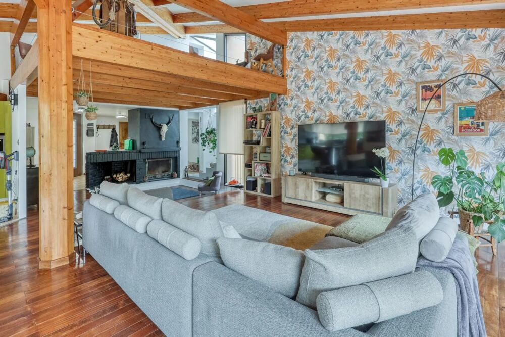 Grande maison avec piscine et jardin arboré à Aubagne