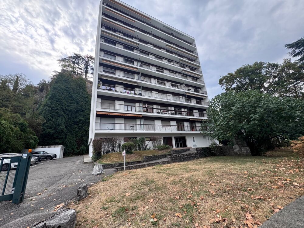 Appartement à vendre 2 pièces (73) - T2 de 47 M2 loué - Vue dégagée et balcon