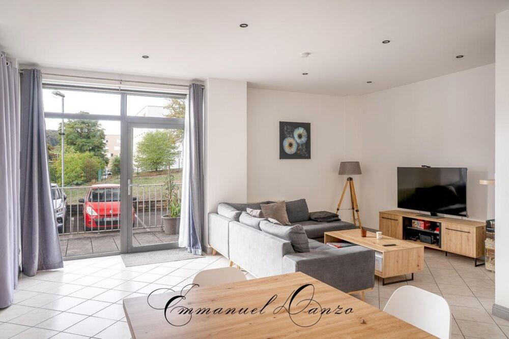 Vente Appartement CHAMPIGNEULLES – Appartement 3 pièces rénové de 77 m² – Entrée indépendante – 2 stationnements privatifs Champigneulles