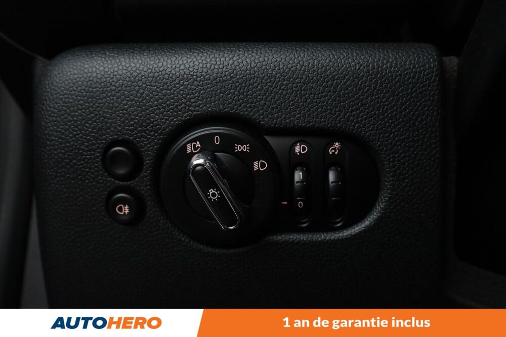 Cooper Edition Camden BVA7 3P 136 ch 2022 occasion 92130 Issy-les-Moulineaux