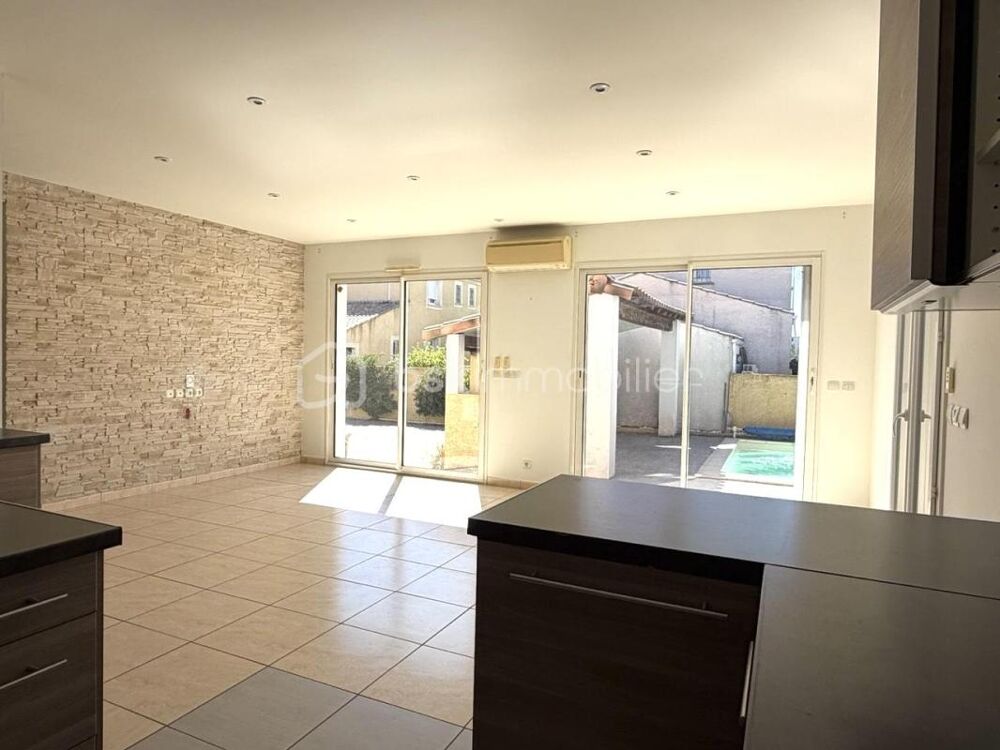 Vente Villa A deux pas du centre et au calme villa familiale T4 3 chb en très bon état avec piscine chauffée Frontignan