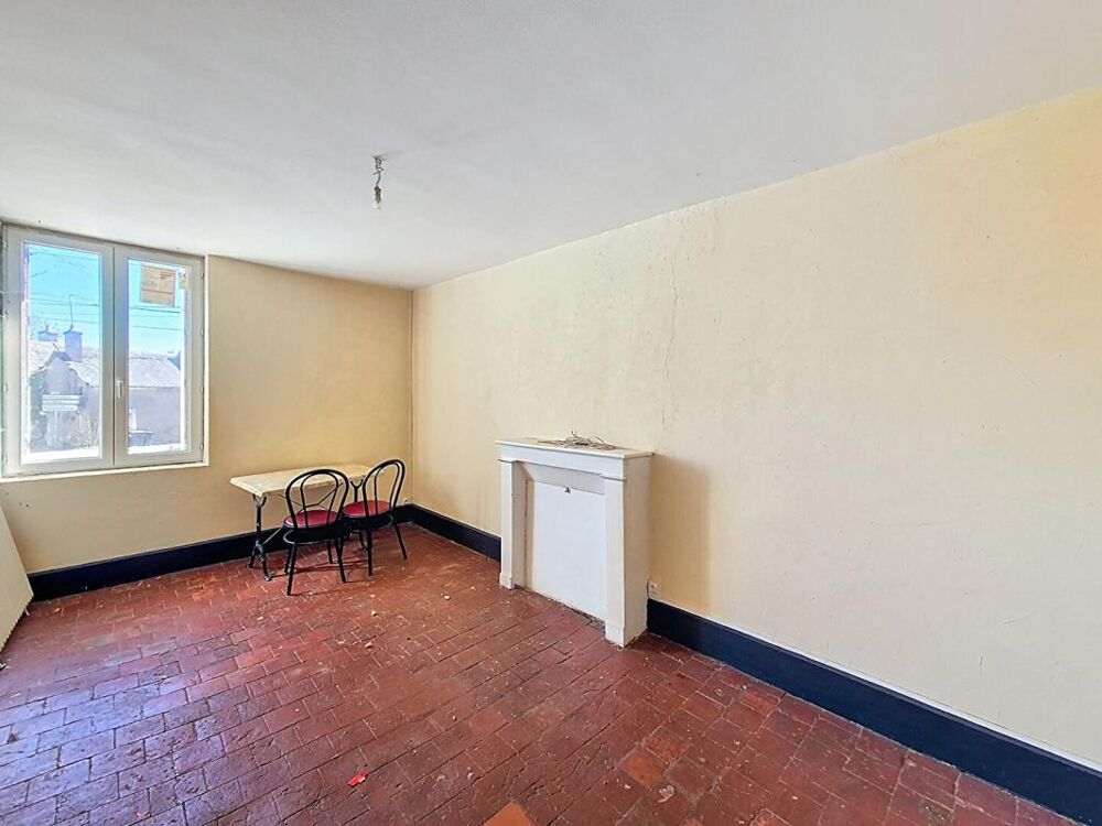 Vente Maison Maison Parassy 8 pièce(s) 188 m2 Parassy