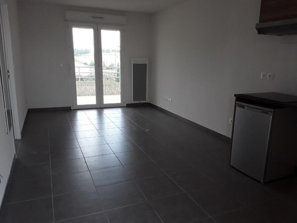 Vente Appartement Opportunité à Théza – T2 avec grand balcon et parking Theza