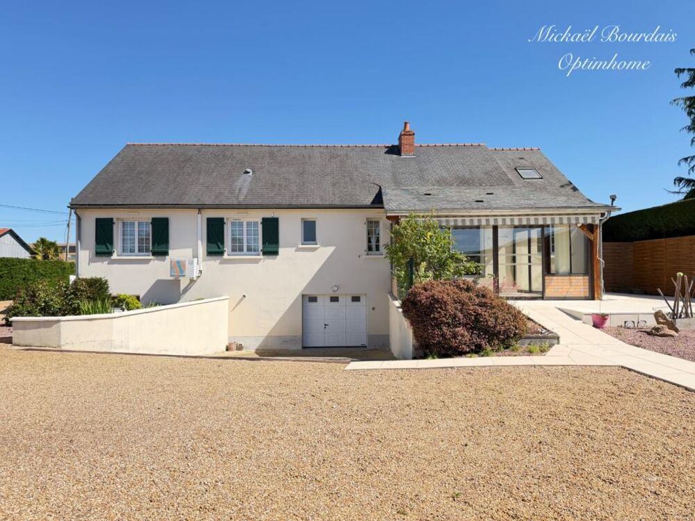 Maison familiale + dépendances  230 m²  piscine  fort potentiel