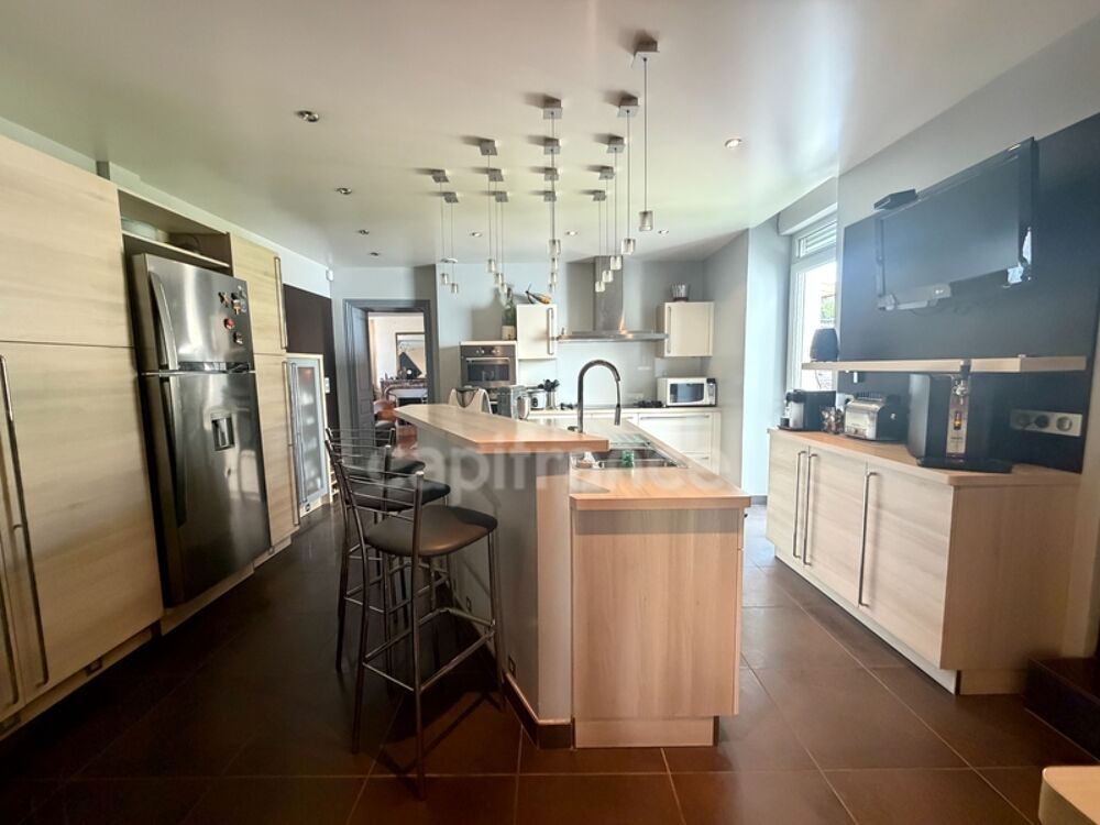 Maison à vendre 6 pièces ESCOLIVES SAINTE CAMILLE (89) de 211 M2 chambres Cave Dépendances Terrain Étang