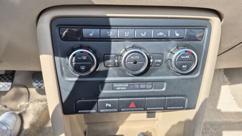 COCCINELLE II Cabriolet 2.0 TDI 140 Vintage 2013 occasion 13200 Arles