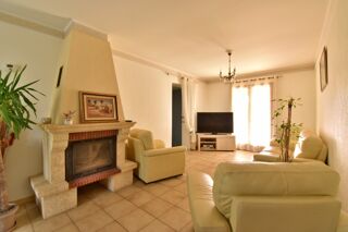  Villa à vendre 6 pièces 143 m²
