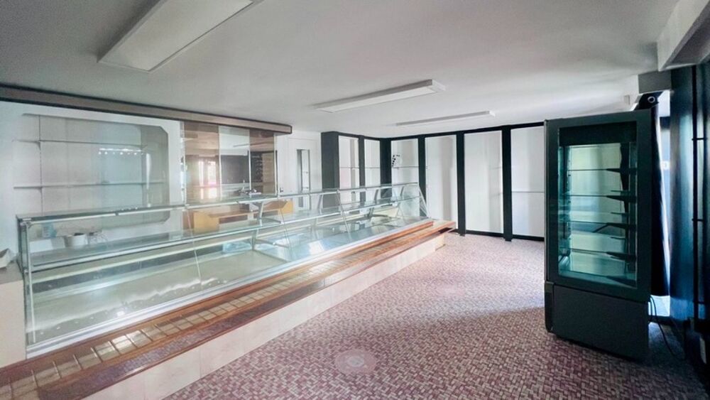 Vente Immeuble SCAER (29) - Immeuble mixte - local commercial (boulangerie) et appartement 98 m² habitable rénover Scaer