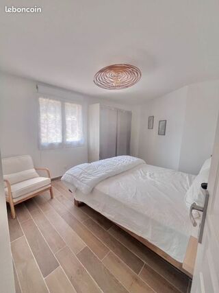  Appartement à louer 3 pièces 50 m²