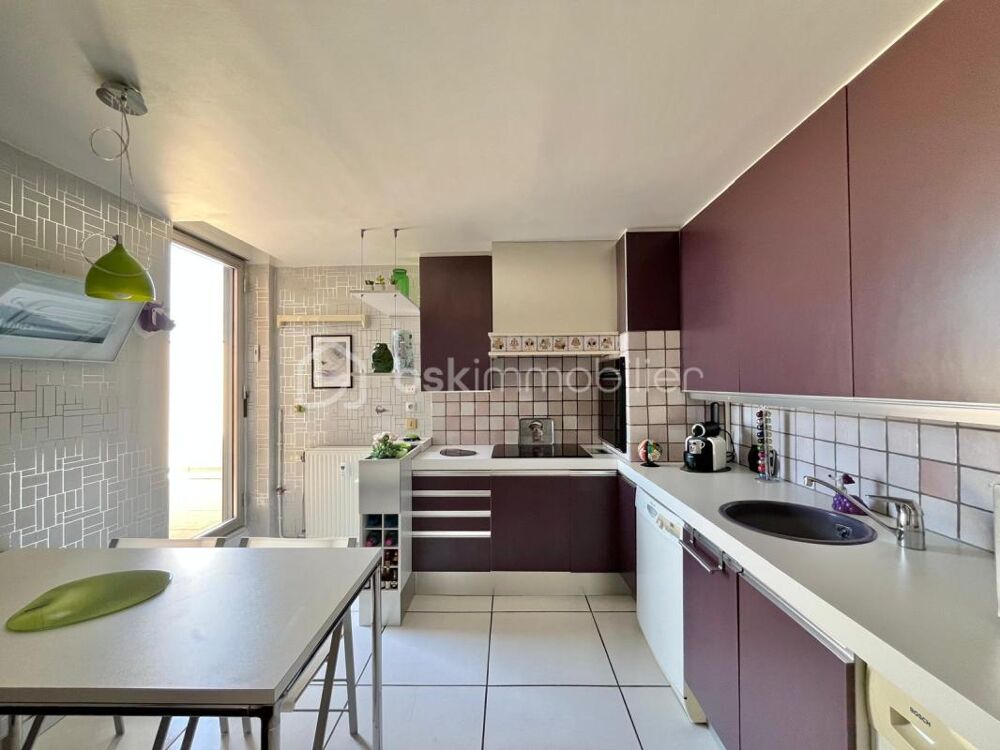 DIJON Montchapet : Dernier étage/terrasse appartement duplex 64m² - 1 chambre avec piscine et garage