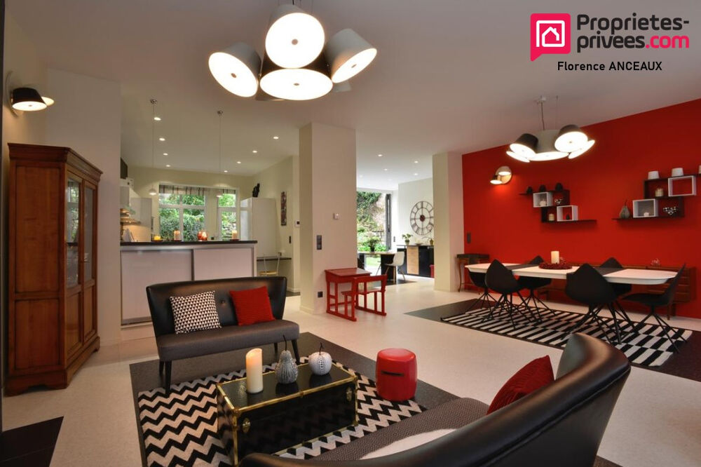 Maison d'exception hyper centre 6 chambres-jardin-garage
