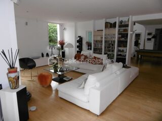  Maison à vendre 6 pièces 225 m²
