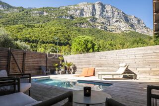  Maison � vendre 7 pi�ces 270 m�