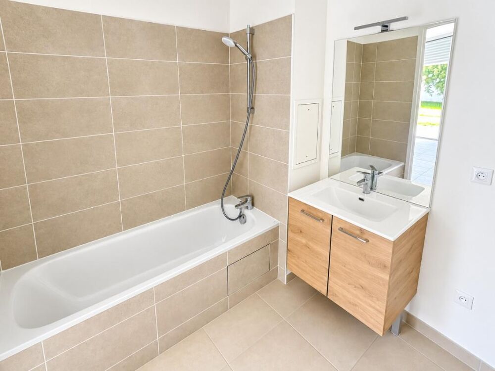 Location Appartement T3 avec jardin et parking à Mainvilliers Mainvilliers