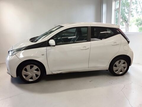 Aygo 1.0 VVT-I 69 X 5P 2015 occasion 06640 Saint-Jeannet
