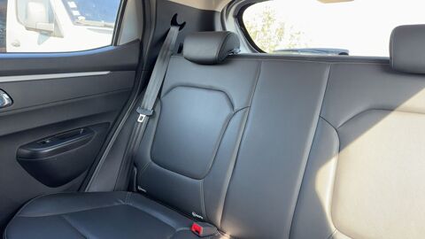 Spring EV 45 27 kWh Expression 2023 occasion 83600 Frejus