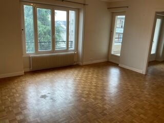  Appartement  louer 4 pices 93 m