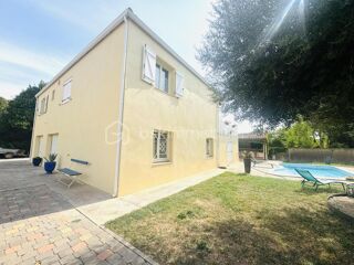  Villa � vendre 6 pi�ces 130 m�