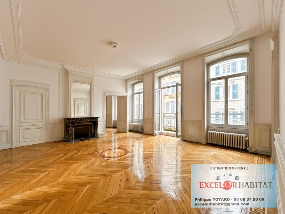 APPARTEMENT DE CHARME LUMINEUX AU CALME 3 CHAMBRES de 163 m