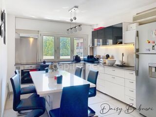  Appartement � vendre 5 pi�ces 121 m�