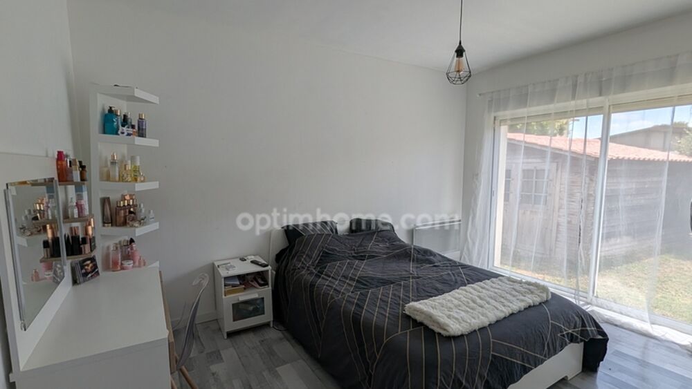 Maison familiale 127m² - 4 chambres - Terrain 1200m² - Piscine