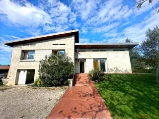  Maison  vendre 6 pices 145 m