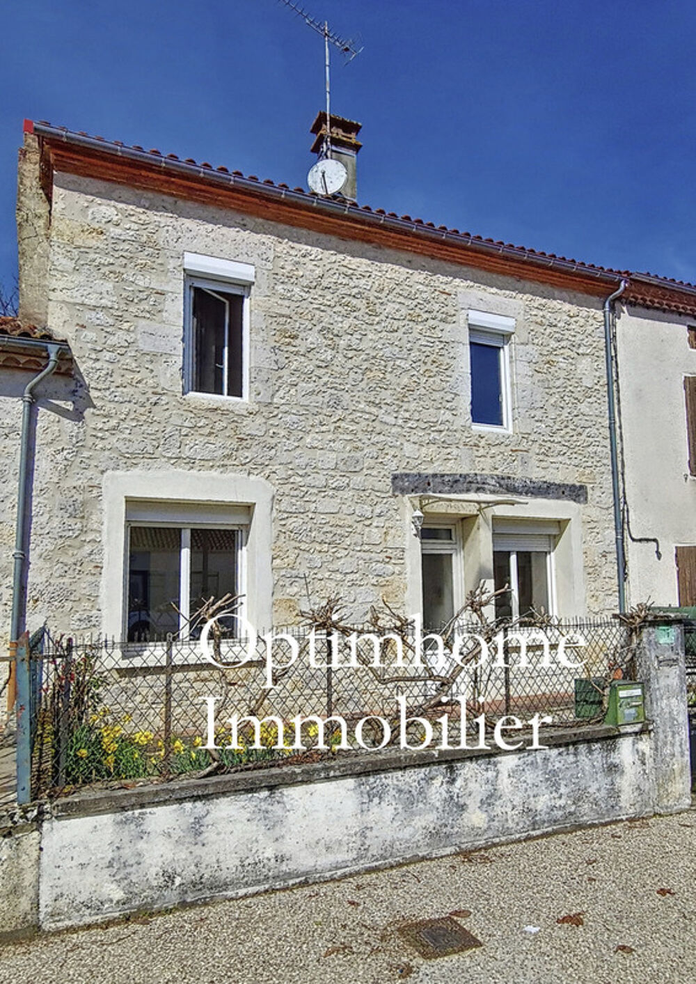 Maison en pierres 142 m² avec jardin clos