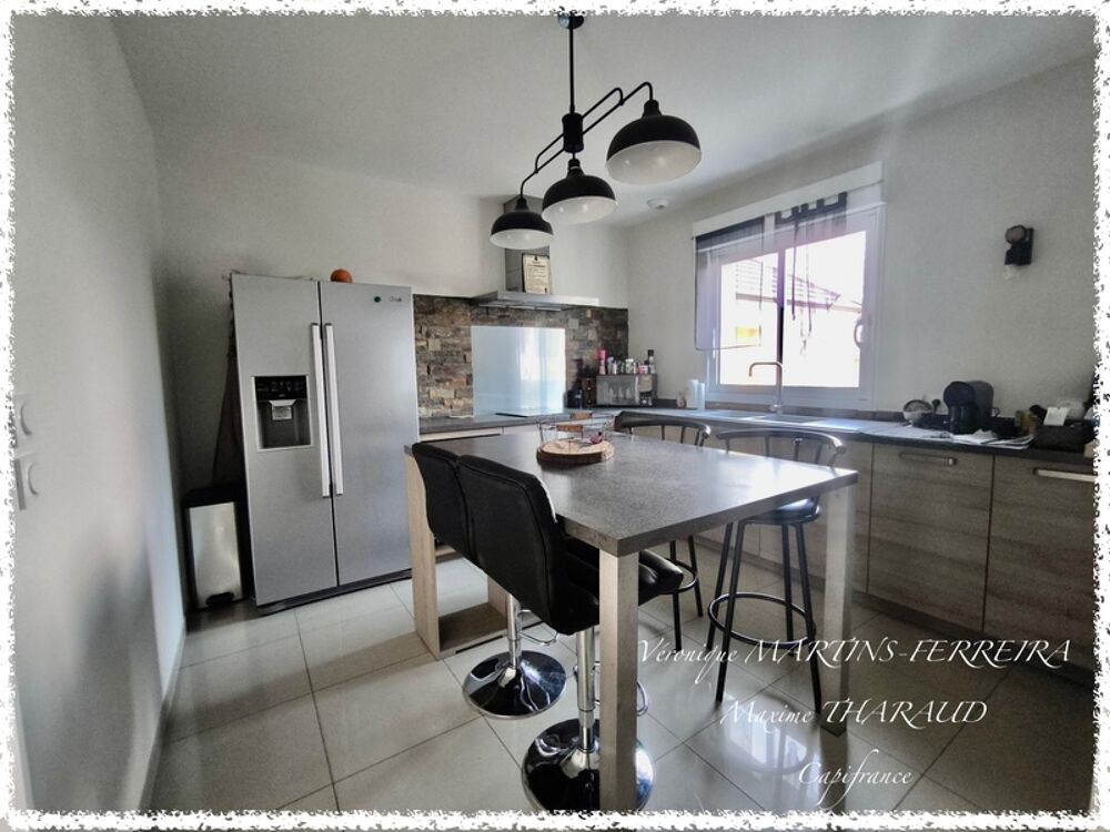 Maison plain-pied 4 chambres + piscine chauffée + dépendance 72 m²  Quincy