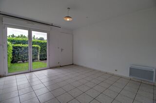  Appartement à louer 1 pièce 25 m²
