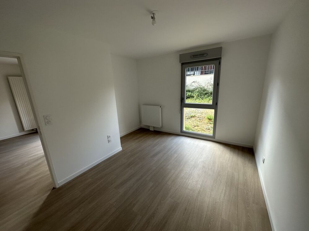 Location Appartement T2 avec terrasse et parking à LAVAL Laval