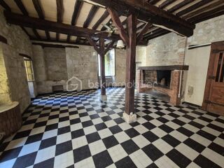  Maison à vendre 15 + pièces 330 m²