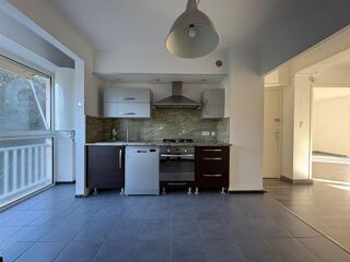  Appartement à vendre 4 pièces 84 m²