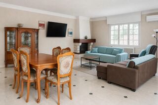  Maison à vendre 7 pièces 252 m²