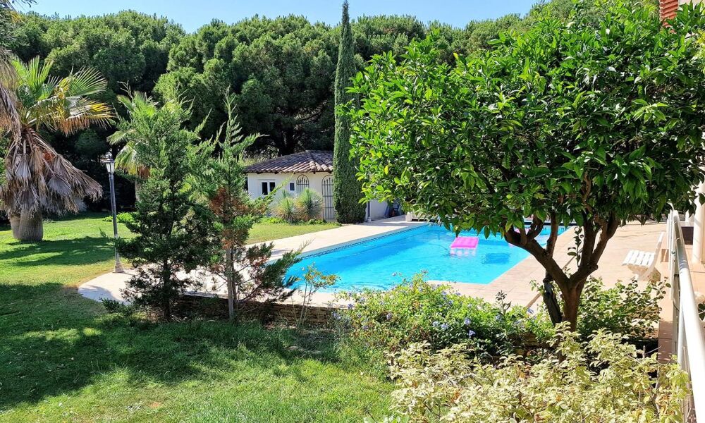 Villa d'exception au Grau d'Agde - Piscine chauffée, proche de la plage