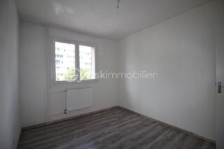  Appartement à vendre 5 pièces 75 m²