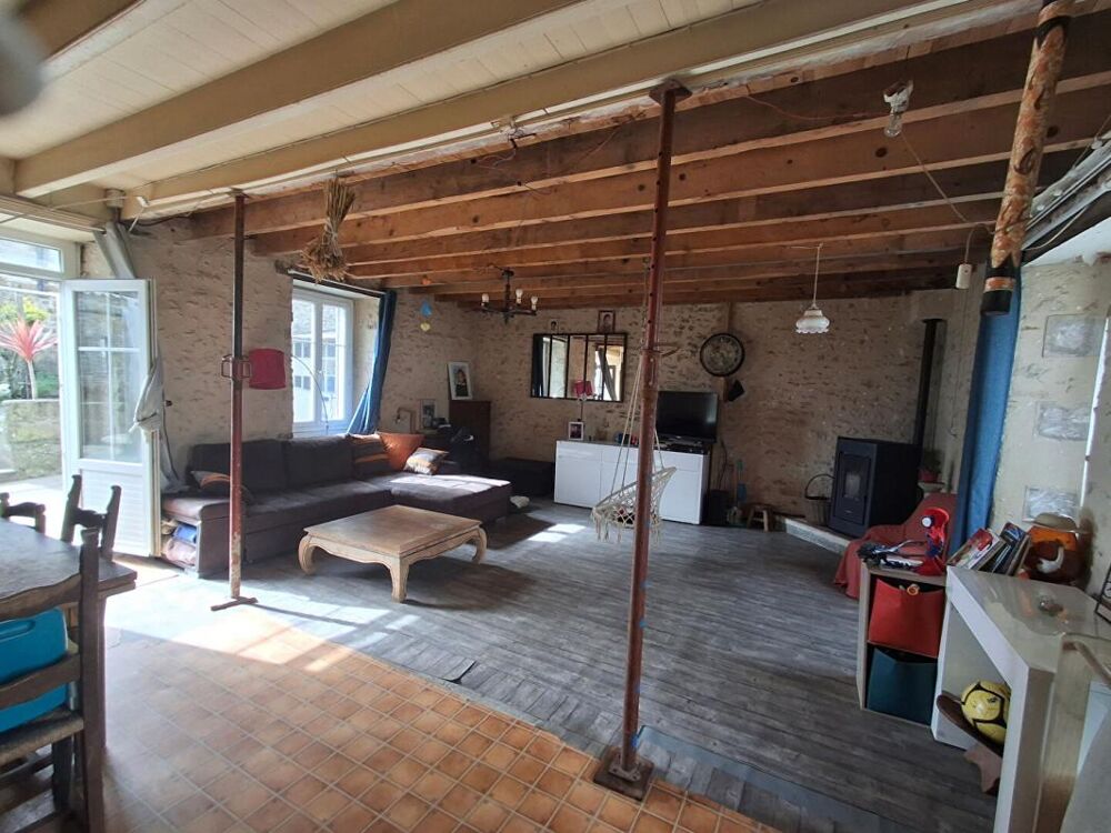 Vente Maison Maison Cezais 4 pièce(s) 115.39 m2 Cezais