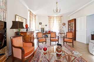  Maison � vendre 10 pi�ces 265 m�