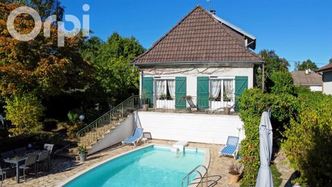   ? Maison de caractère avec piscine à Rilhac-Rancon Maison - 5 pièce(s) - 151 m²