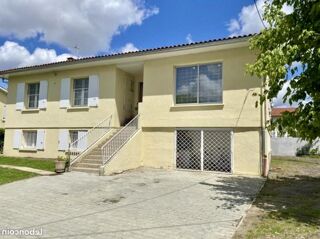  Immeuble à vendre 10 pièces 175 m²