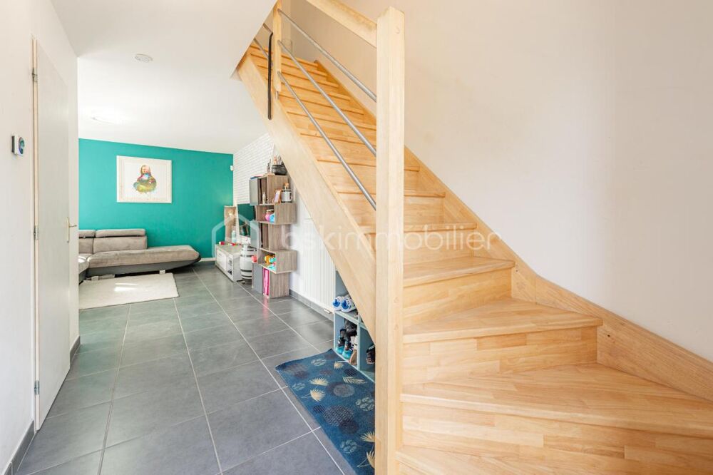 Vente Maison – Maison contemporaine 2020 – 98 m² – 3 chambres – DPE B/A Sillingy