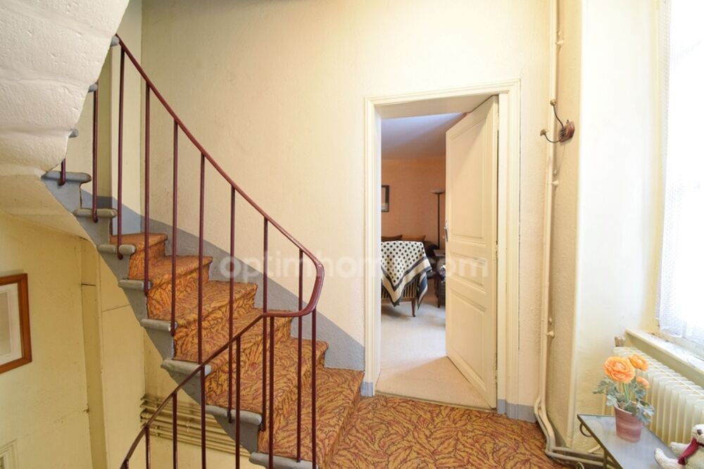 *** EXCLUSIVITE *** APPARTEMENT + LOCAL COMMERCIAL LOUÉ *** BILLOM CENTRE VILLE ***