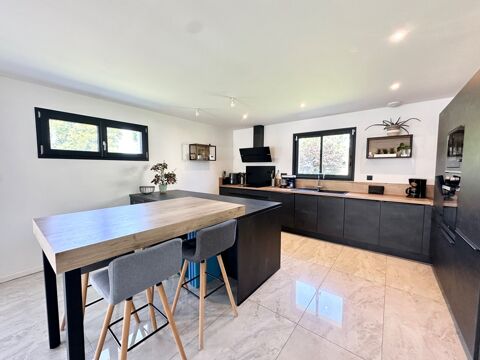   MAISON CONTEMPORAINE - 141 m� - MEUCON Maison - 6 pi�ce(s) - 141 m�